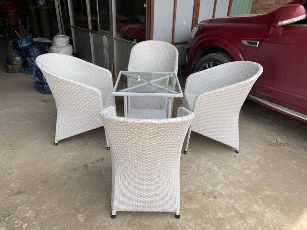 MS92-Bộ bàn ghế mây nhựa thúng 27